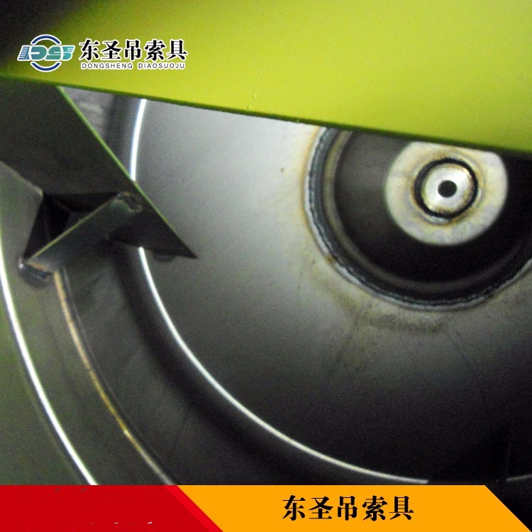 地式正反轉(zhuǎn)自動卸料小型攪拌機滾筒內(nèi)部攪拌扇葉局部細節(jié)圖展示--河北東圣吊索具制造有限公司--小型攪拌機|石材夾具|液壓堆高車|手動叉車